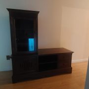Meuble-TV-en-bois-couleur-acajou.jpg