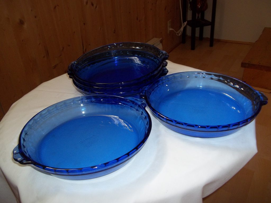 assiettes-a-tarte-paté-ect-ect-9-pouces-x-2pouces-profond-3.00-ch.jpg