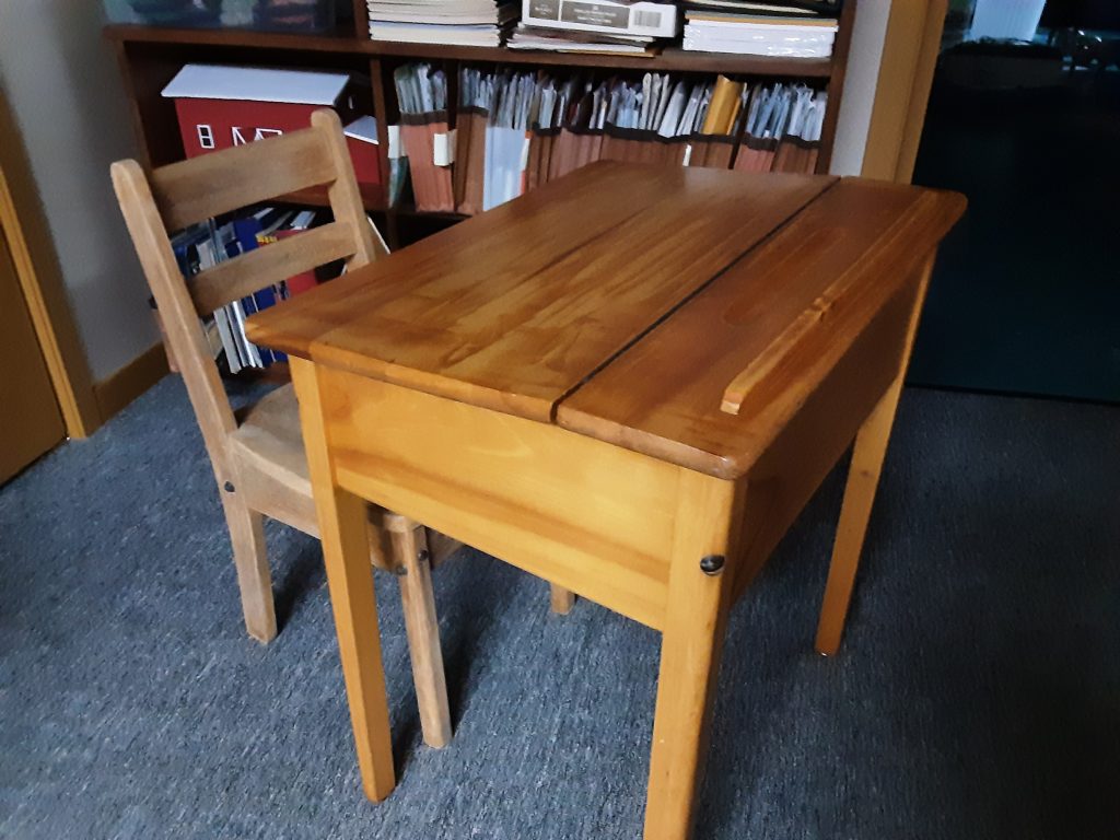 Bureau1.jpg